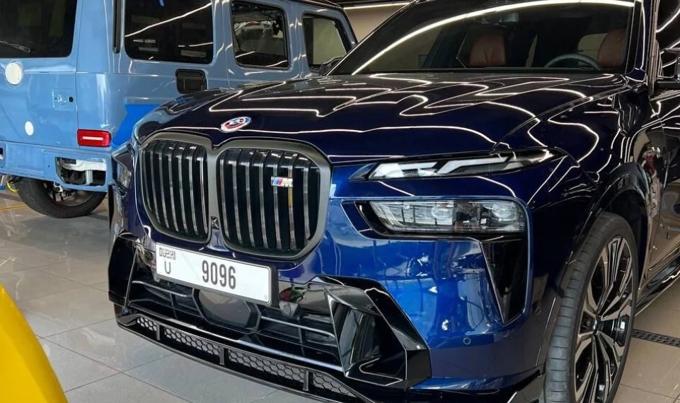 Губа переднего бампера для BMW X7 LCI