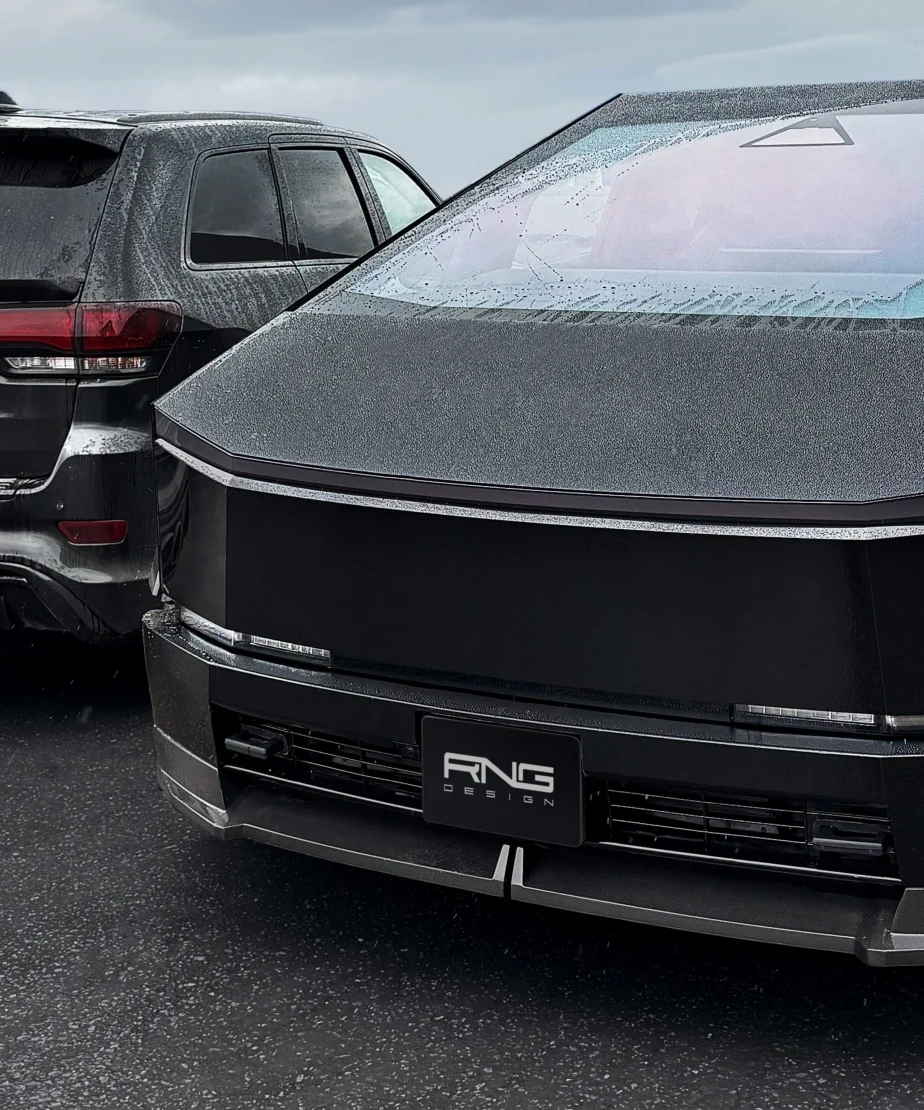 10 лет обвесу Jeep Grand Cherokee SRT и первый в мире Cybertruck в карбоне Renegade Design