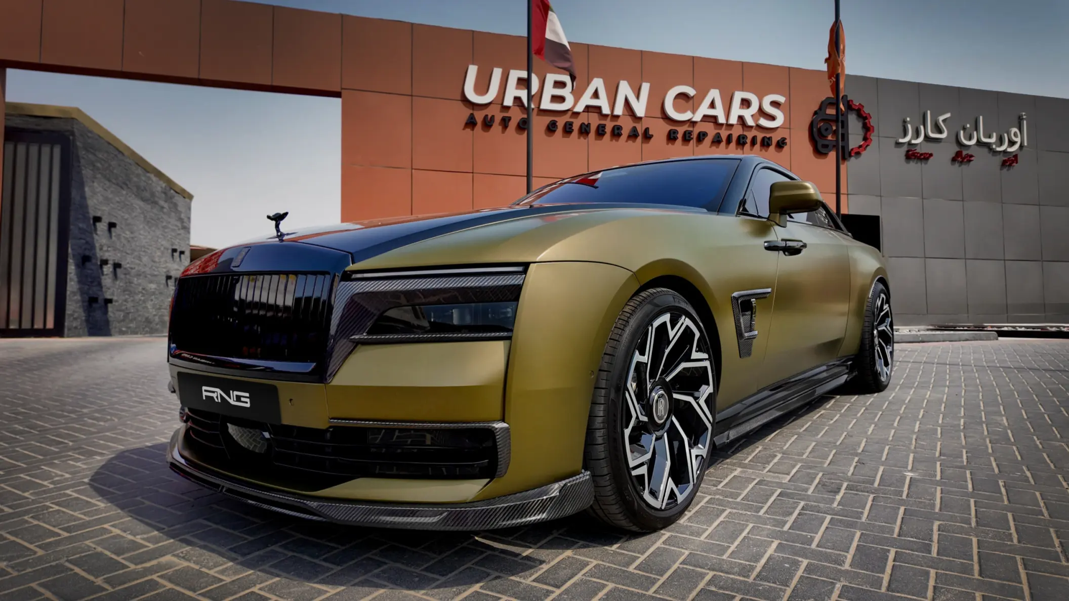 Первый карбоновый обвес на Rolls-Royce Spectre от RNG Design: цвет Chartreuse, матовый PPF и глянцевый карбон