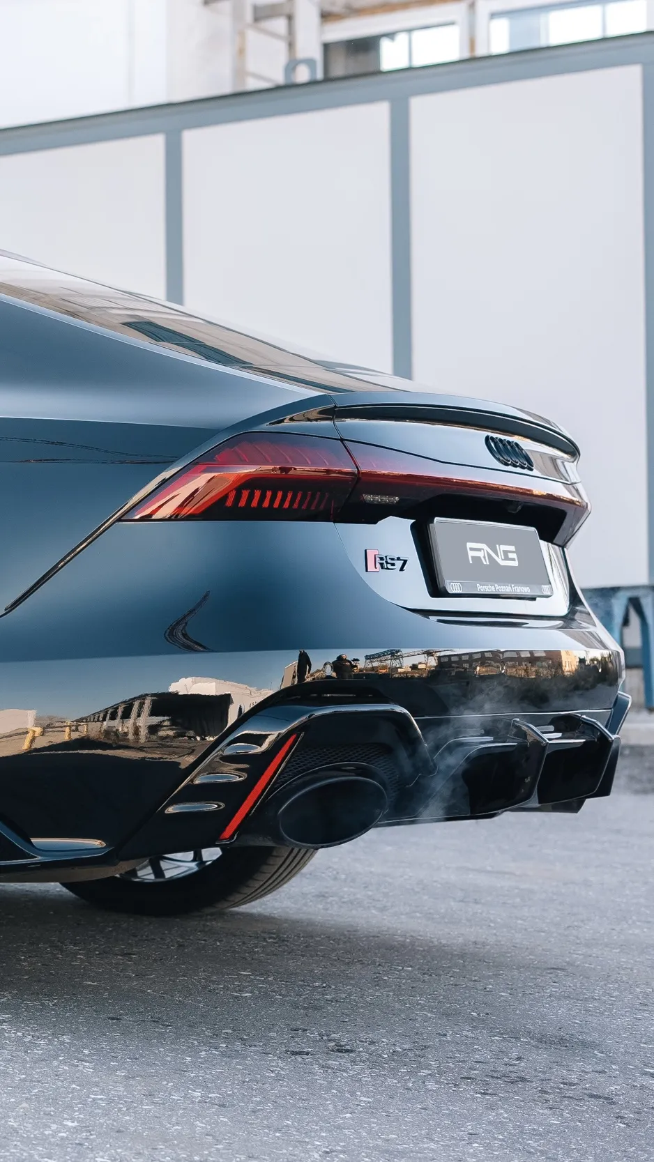 Audi RS7 C8: черный глянец, который делает автомобиль «своим»
