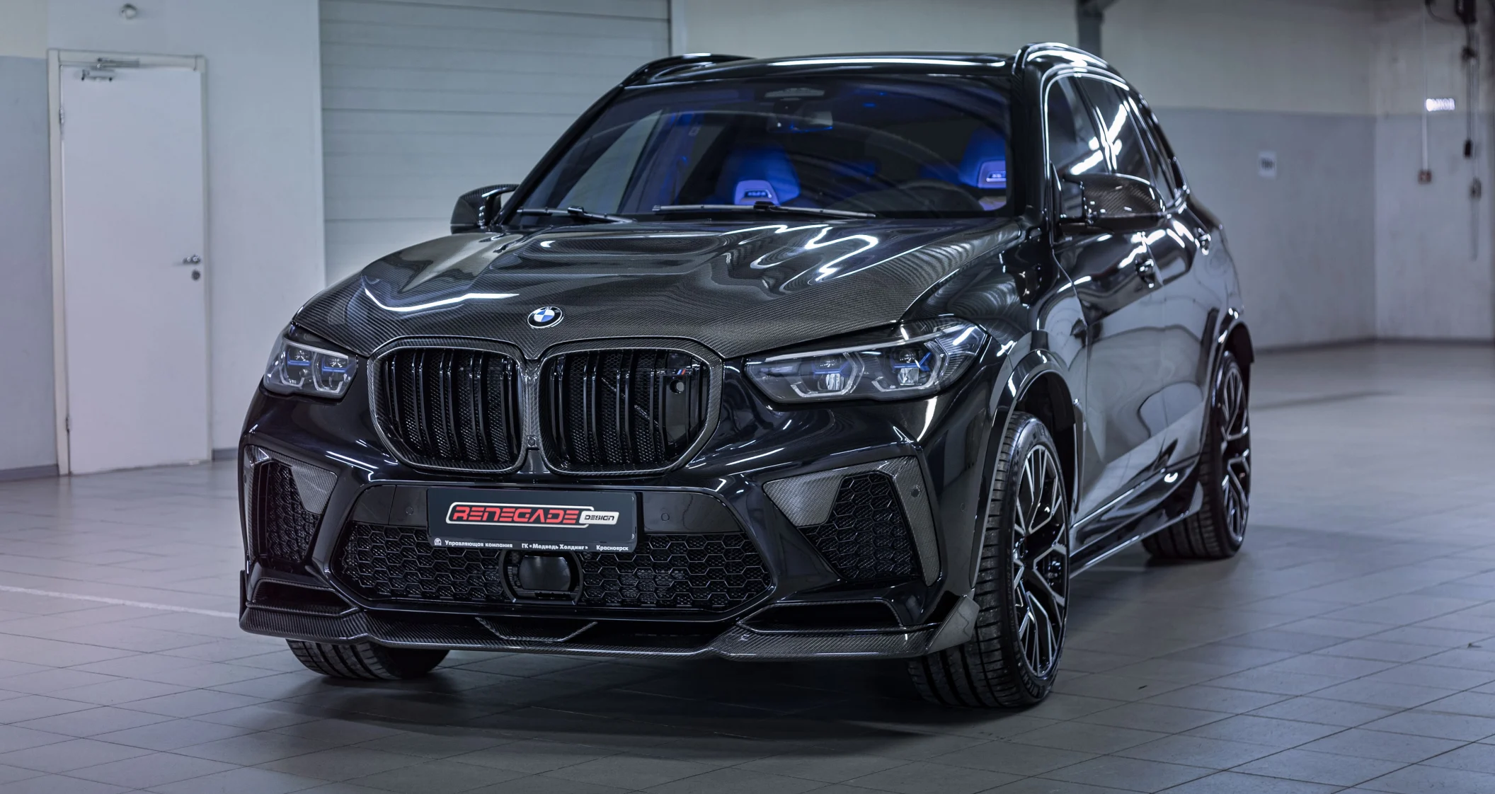 BMW X5M F95 Black Sapphire: полный 6K карбон от RNG Design — когда «максимум» означает максимум