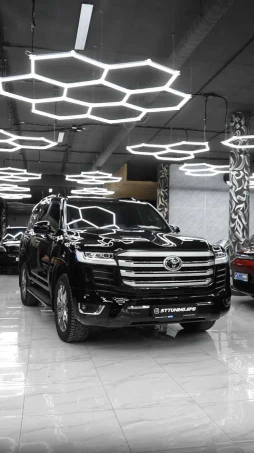 Задний бампер для Toyota Land Cruiser 300