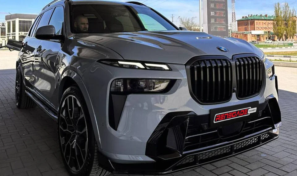 Губа переднего бампера для BMW X7 LCI