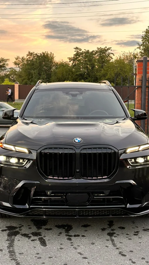 Губа переднего бампера для BMW X7 LCI