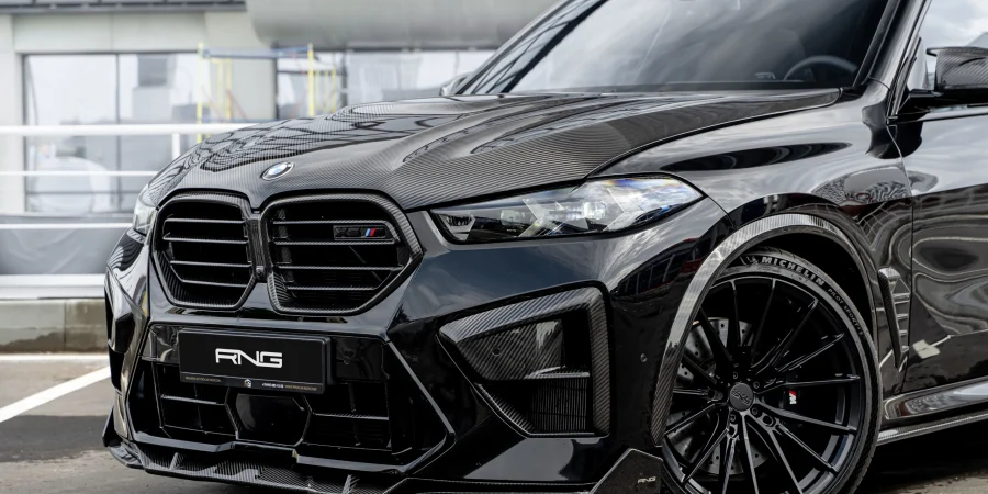 Полностью карбоновый BMW X5M LCI от RNG Design