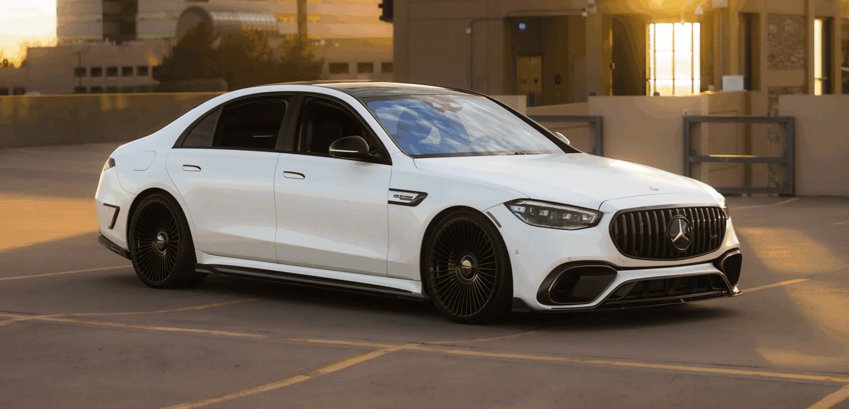 Матовый белый манифест: самый уникальный Mercedes-AMG S63 в США, созданный в Денвере