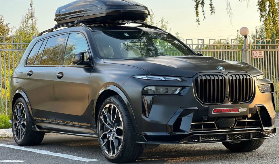 Губа переднего бампера для BMW X7 LCI