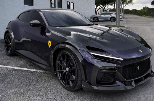 Ferrari Purosangue с полным карбоновым обвесом в Майами