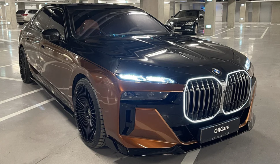 Губа переднего бампера для BMW 7 G70