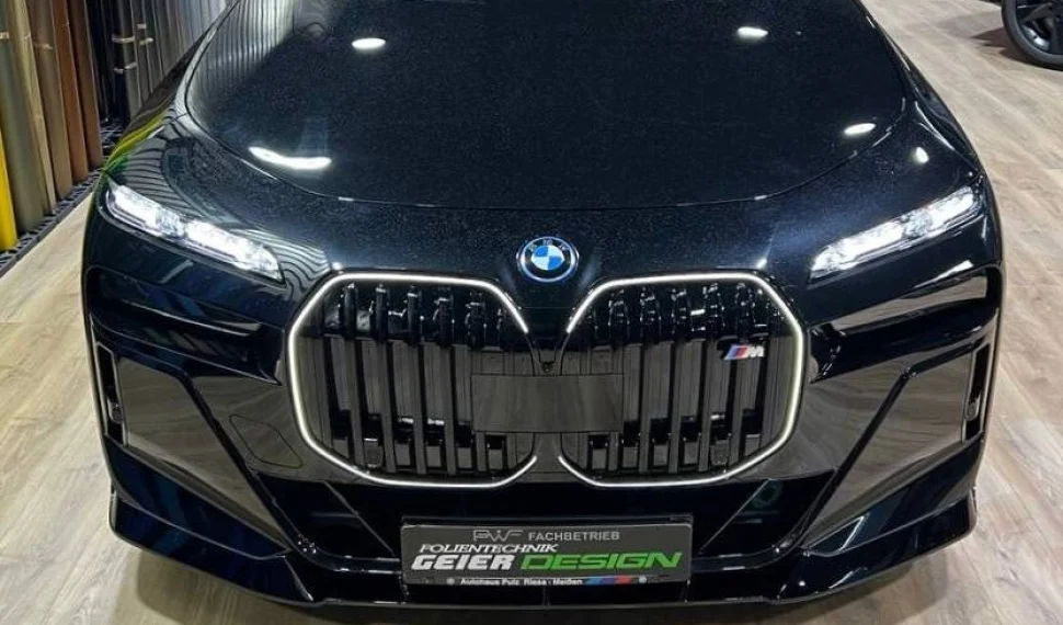 Губа переднего бампера для BMW 7 G70