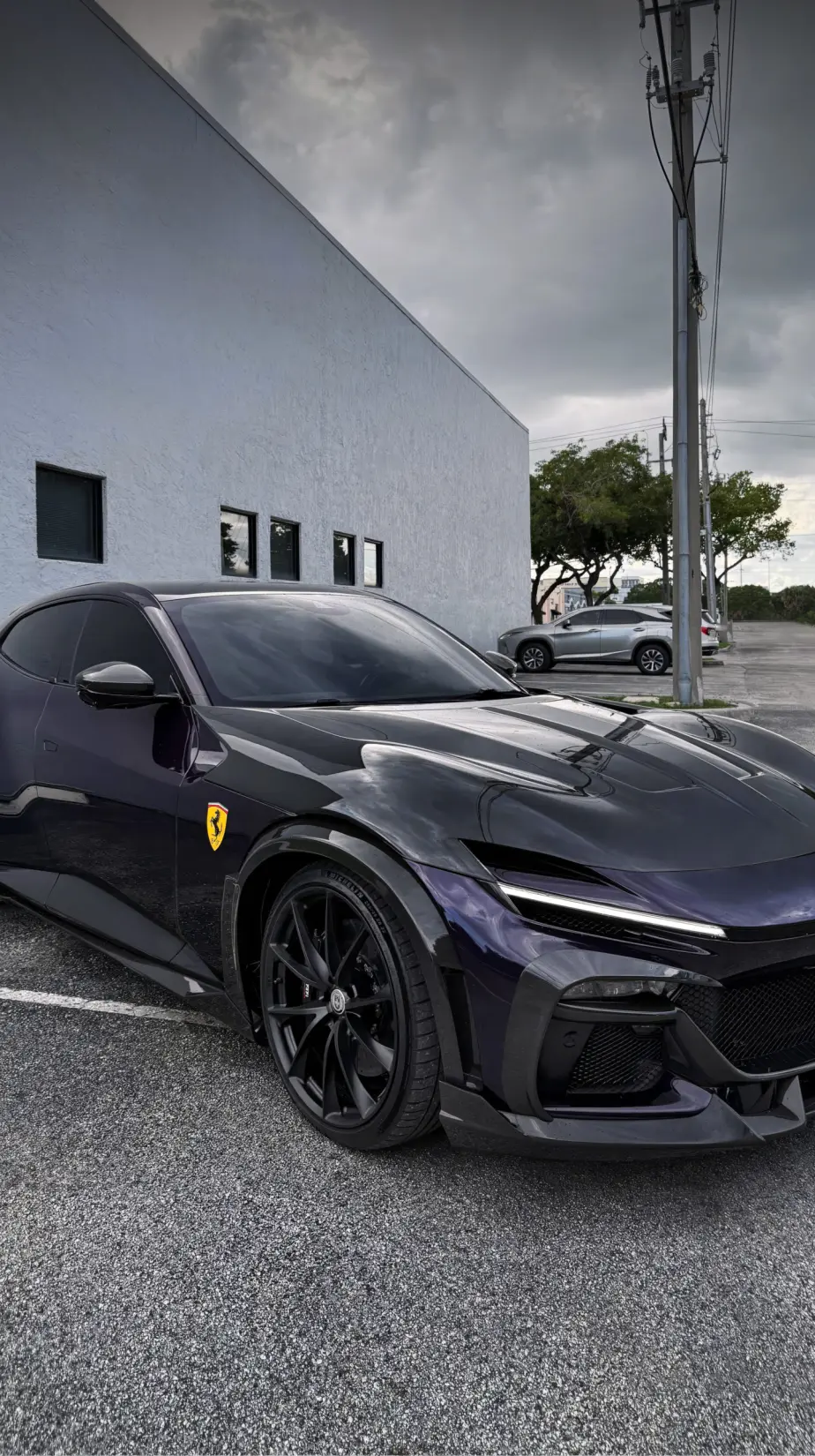 Первый в мире Ferrari Purosangue в карбоне от RNG Design: Майами, стиль и максимальная эксклюзивность