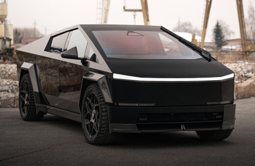 Первый в мире Cybertruck с карбоновым комплектом от RNG Design