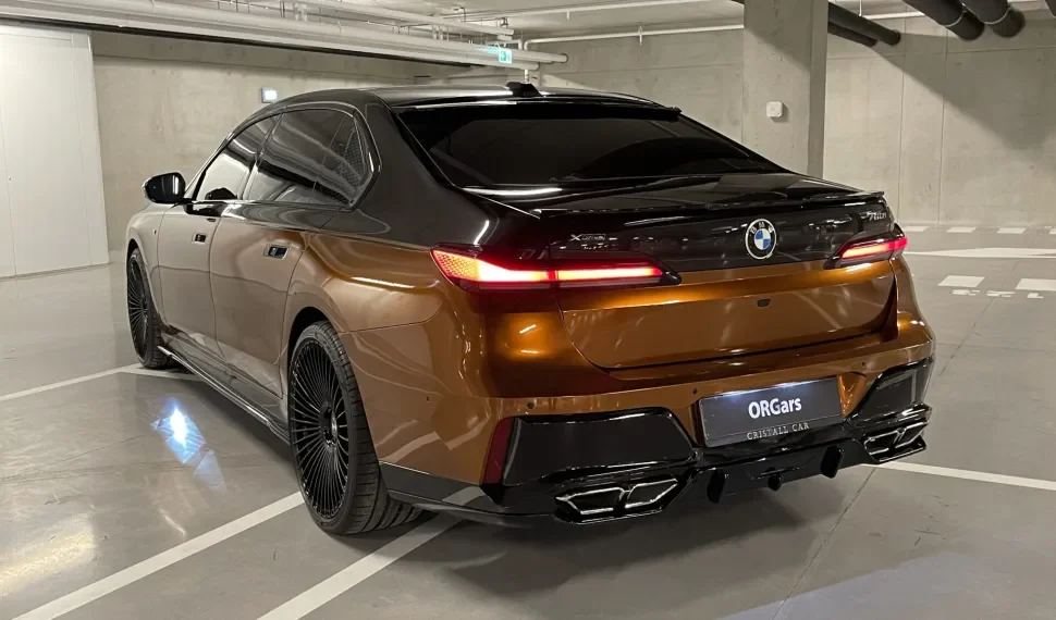 Верхний спойлер для BMW 7 G70