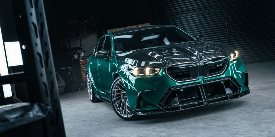 Обвес из кованого карбона для BMW M5 G90 в Isle of Man Green