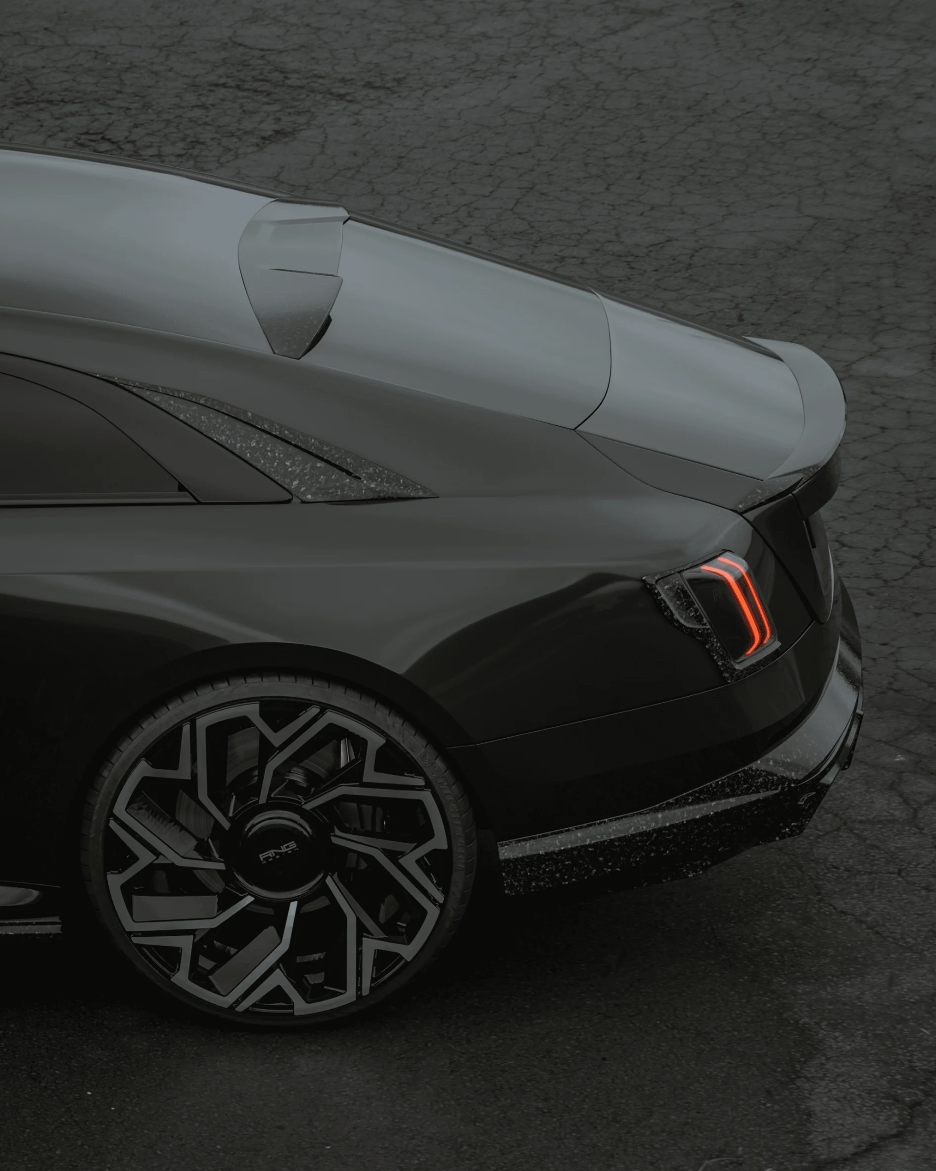 Обвес на Rolls-Royce Spectre из кованого карбона: новая форма роскоши от RNG Design