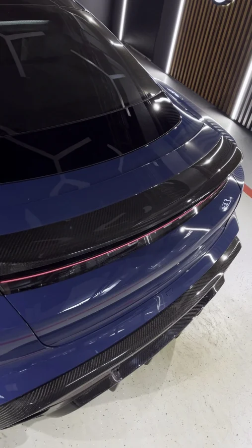 Карбоновая губа для Porsche Taycan
