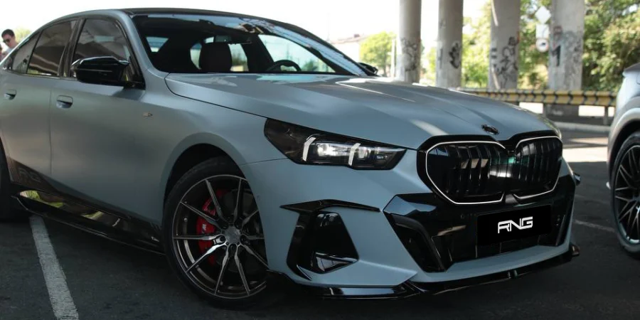 BMW 5 G60 в обвесе RNG Design