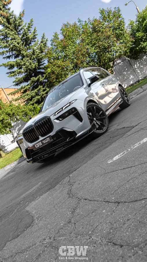 Губа переднего бампера для BMW X7 LCI