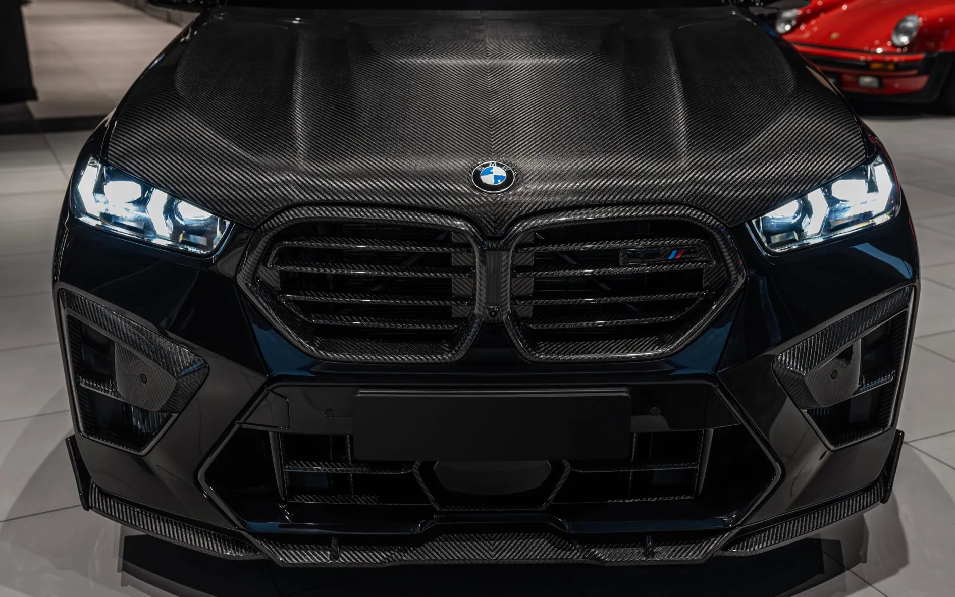 Карбоновая решетка радиатора для BMW X5M Competition LCI