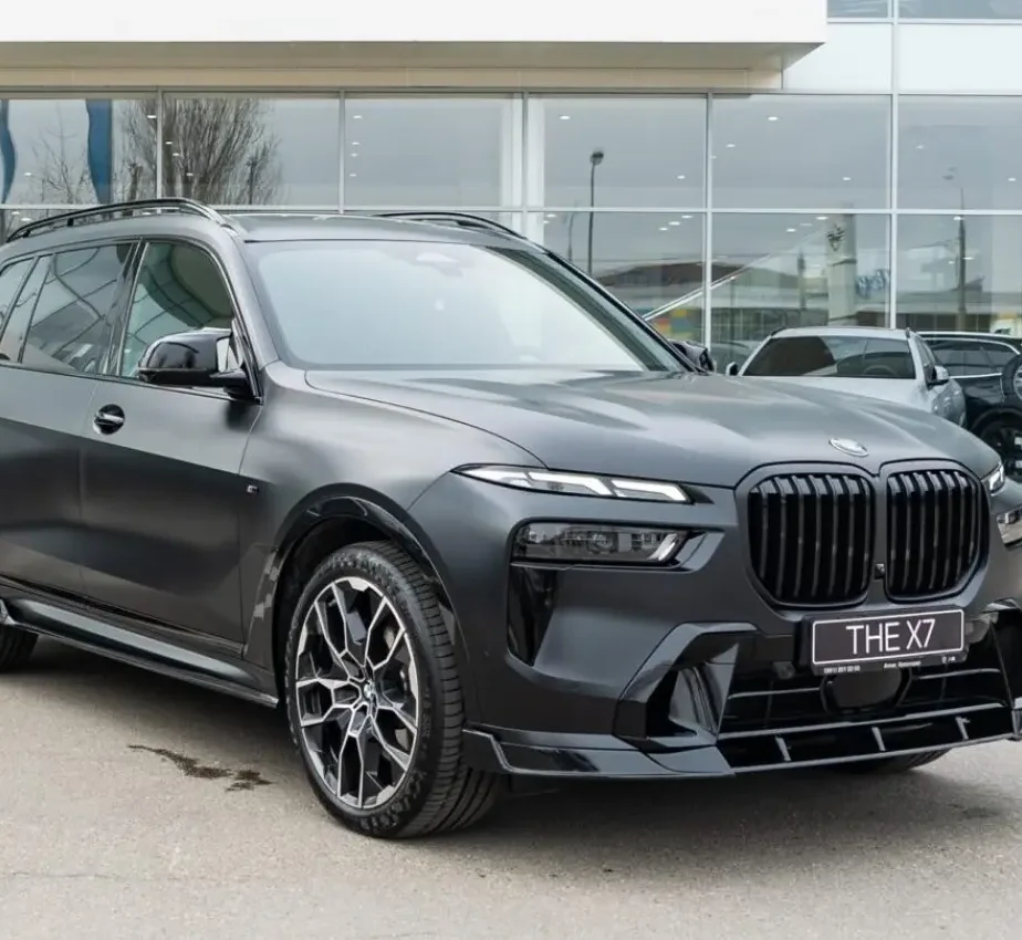 Новый обвес для BMW X7 LCI у официального дилера BMW