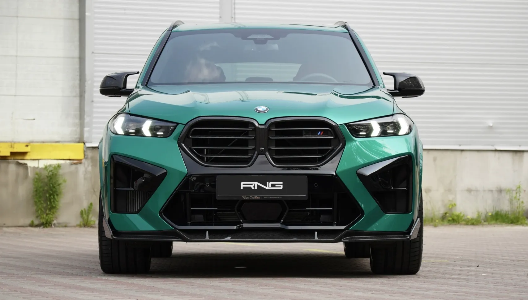 Карбоновая решетка радиатора для BMW X5M Competition LCI