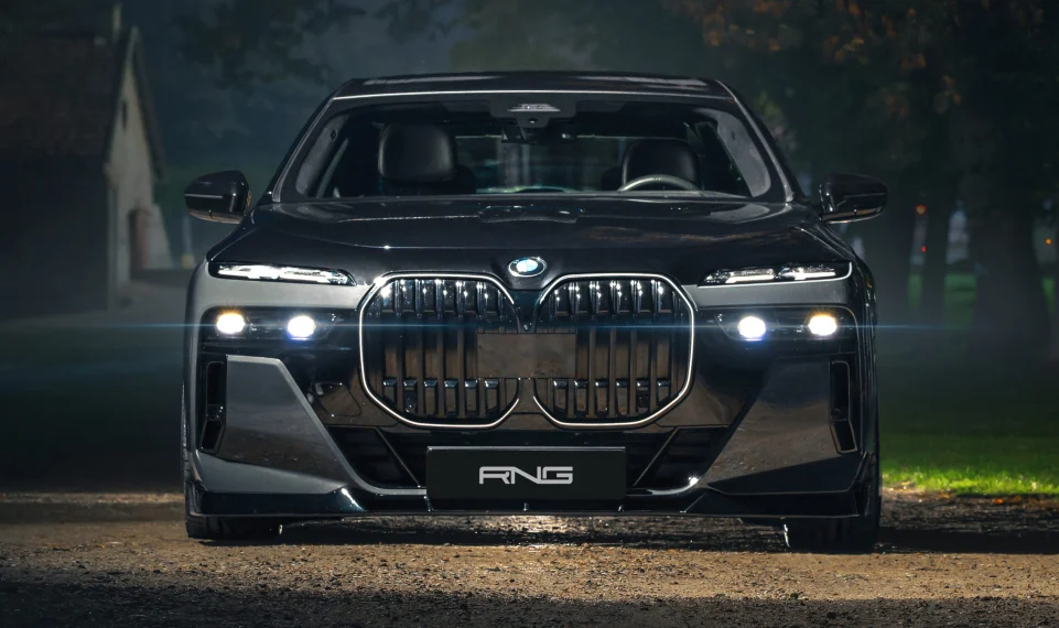 Губа переднего бампера для BMW 7 G70