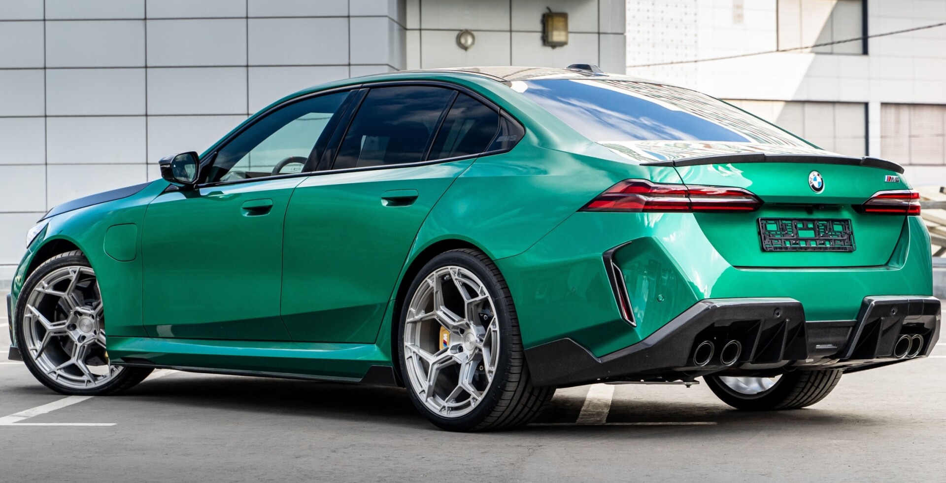 Доступный по всему миру