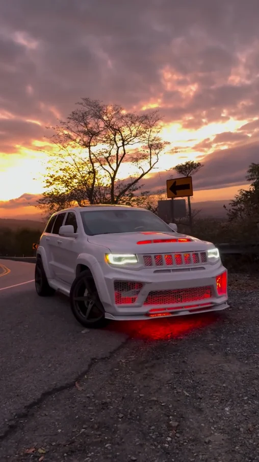Обвес для Jeep Grand Cherokee WK2