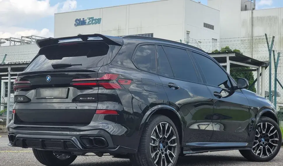 Нижний спойлер для BMW X5 LCI