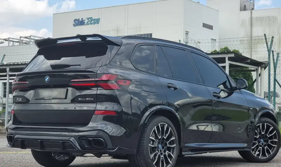 Нижний спойлер для BMW X5 LCI