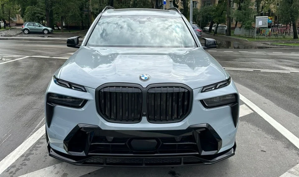 Губа переднего бампера для BMW X7 LCI