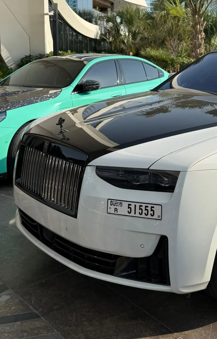 BMW M5 G90 и Rolls-Royce Ghost 2 в Дубае: два эксклюзивных проекта Renegade Design