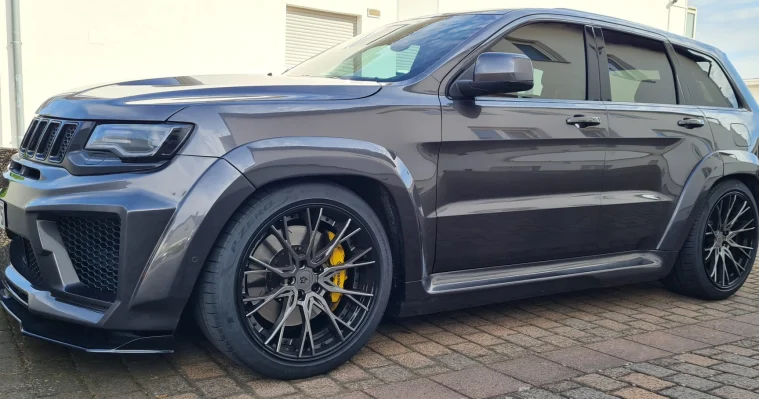 Обвес для Jeep Grand Cherokee WK2