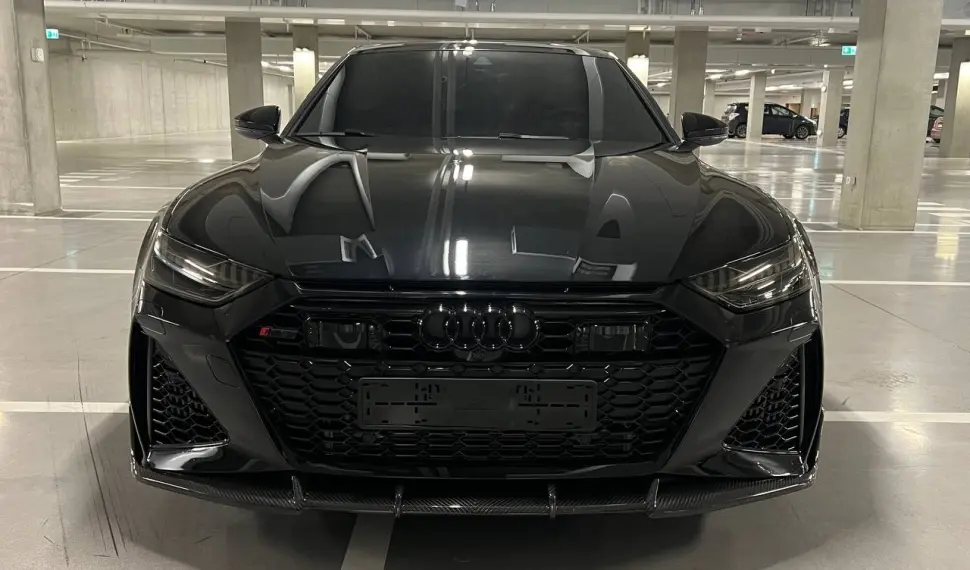 Карбоновая губа переднего бампера для Audi RS7