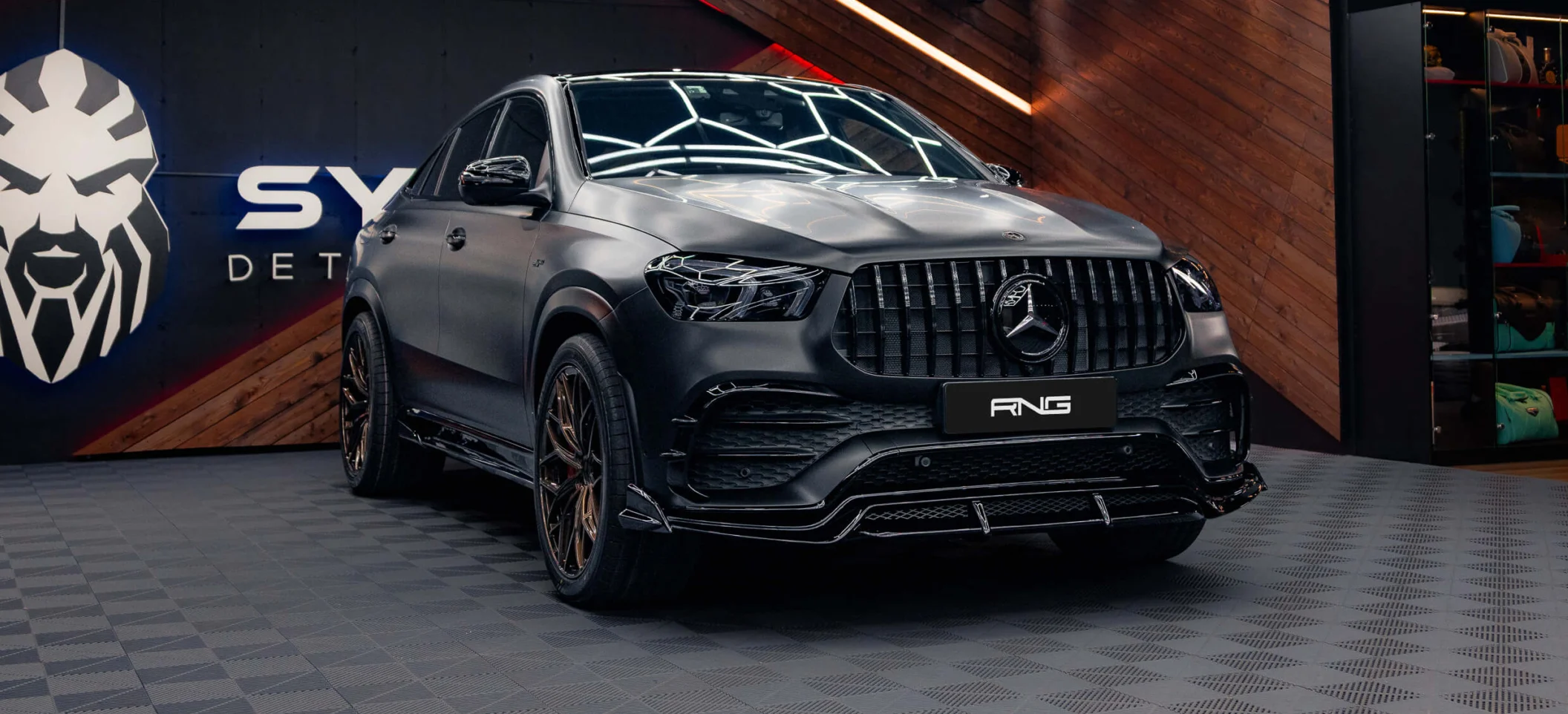Mercedes-Benz GLE Coupe с обвесом RNG Design и бронзовой ковкой